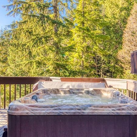 Great Blue Lodge - Spacious Ski Lodge, Hot Tub, Sauna, Game Room & More غوفيرمنت كامب المظهر الخارجي الصورة