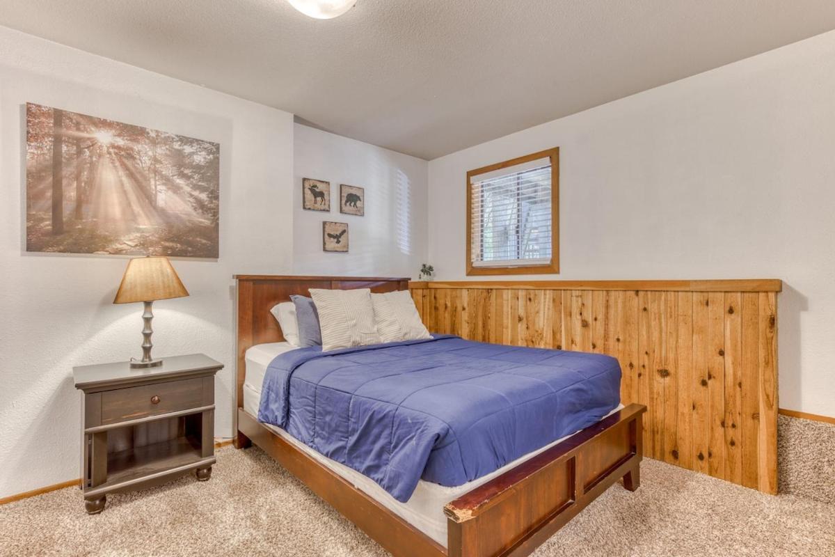 Great Blue Lodge - Spacious Ski Lodge, Hot Tub, Sauna, Game Room & More غوفيرمنت كامب المظهر الخارجي الصورة