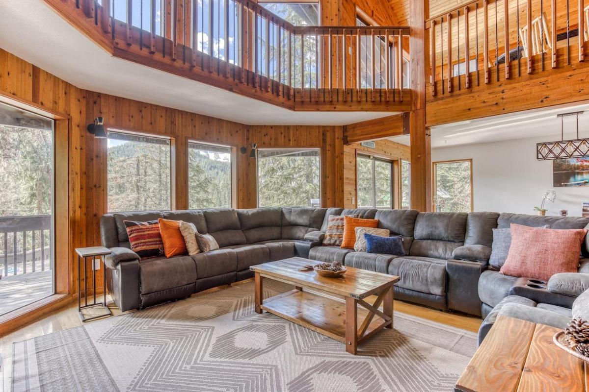 Great Blue Lodge - Spacious Ski Lodge, Hot Tub, Sauna, Game Room & More غوفيرمنت كامب المظهر الخارجي الصورة